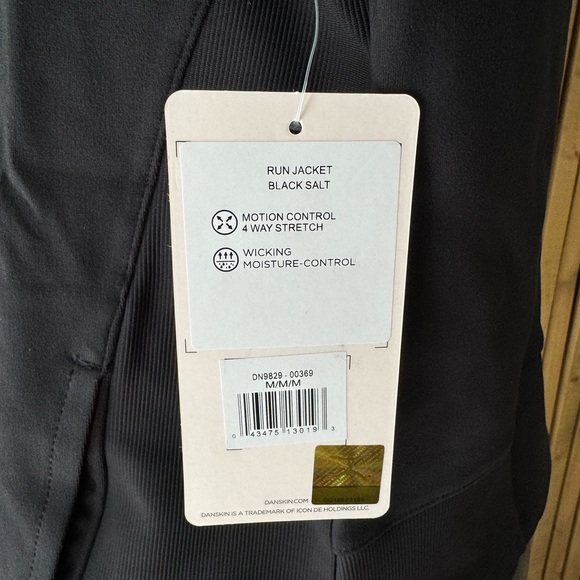 Run Jacket NEW with tags - Picture 8 of 8